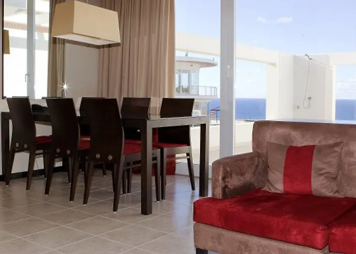 Noiva Do Mar 假日公园 4*