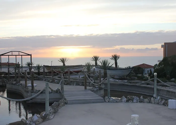 Noiva Do Mar Aldeamento Turístico 4*