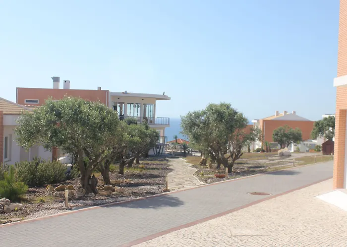 Aldeamento Turístico Noiva Do Mar 4*